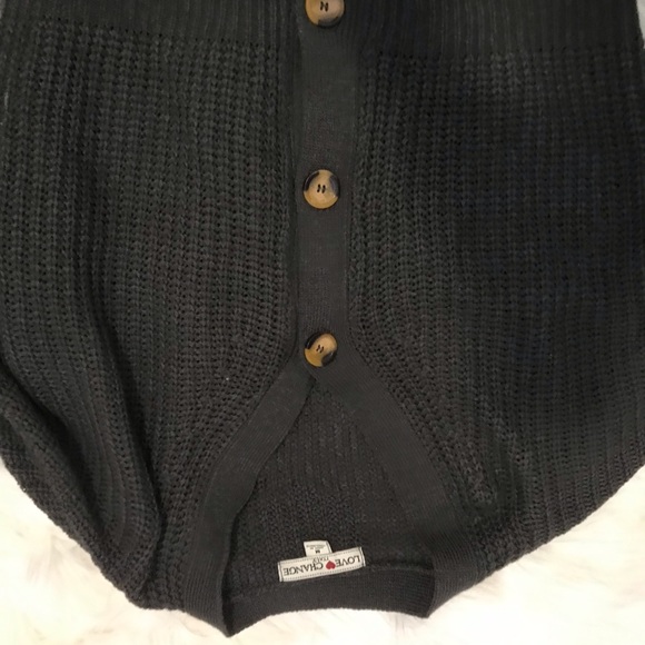 button sweater | f21 - Picture 2 of 3